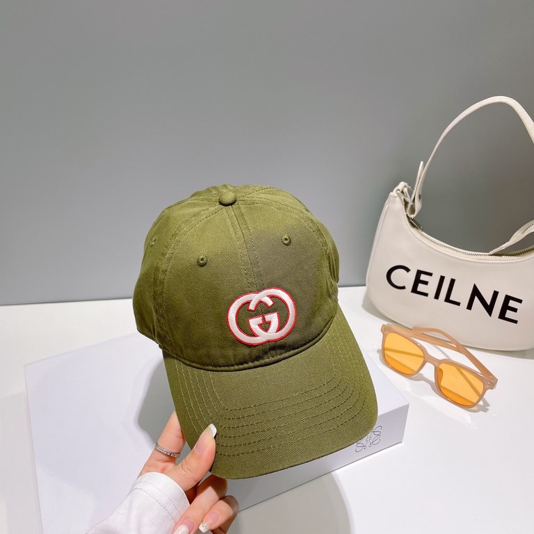 [GUCCI Gucci embroidered baseball cap  , counter new simple and very trendy! Casual sports models, classic production, super good with clothes!