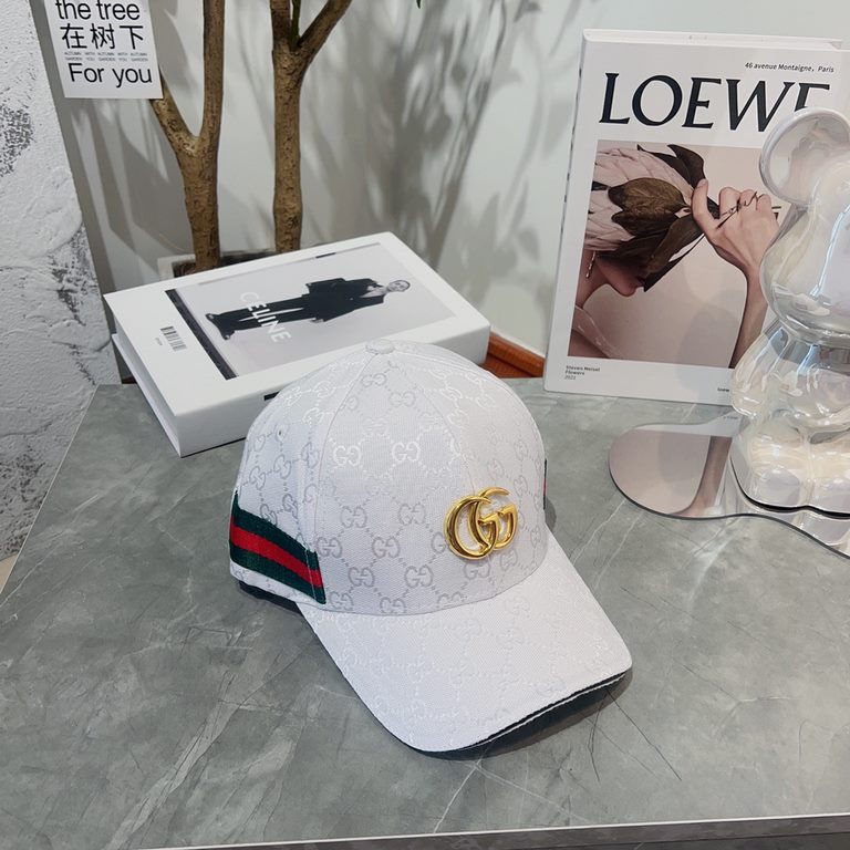 Gucci Gucci   selected duty-free welfare full logo printing duck tongue baseball cap retro leisure sunshade men and women couple models hat