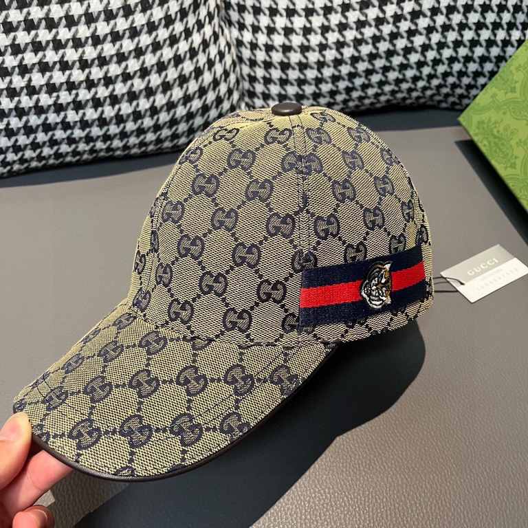 Gucci baseball cap.With box bag, Gucci (Gucci) new original single baseball cap, tiger head webbing, 11 open mold customized, heavy embroidery, details comparable to the counter, the original canvas material   head layer