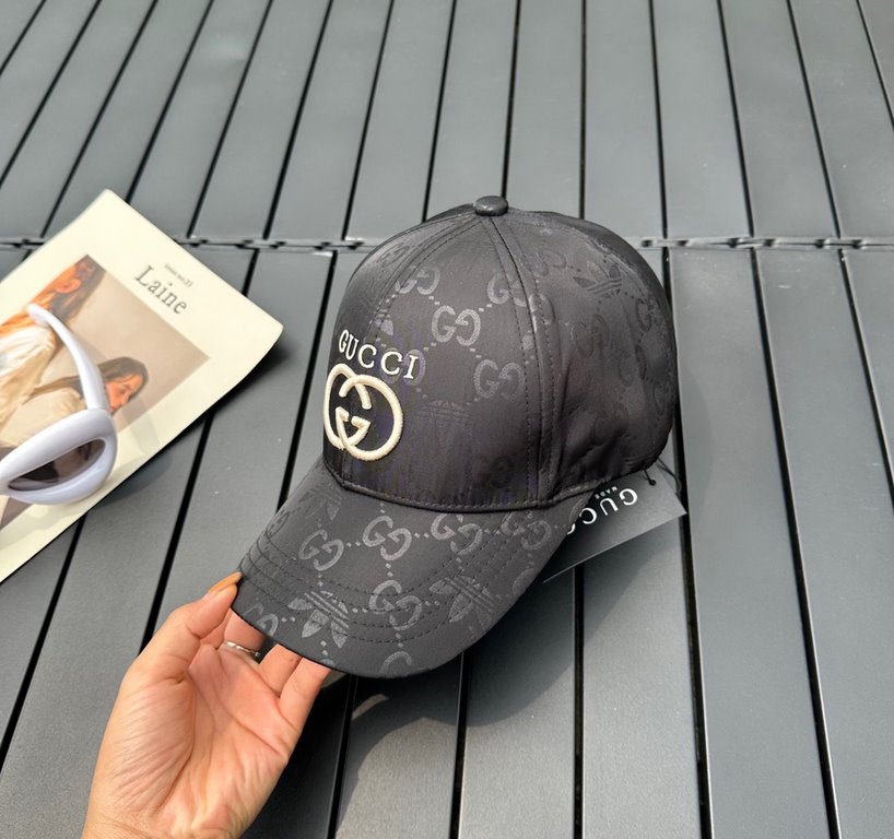 GUCCI Gucci 2023 new simple baseball cap, very trendy! Casual sports models, classic production, super good with clothes!