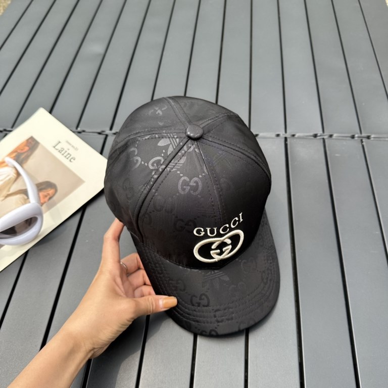 GUCCI Gucci 2023 new simple baseball cap, very trendy! Casual sports models, classic production, super good with clothes!