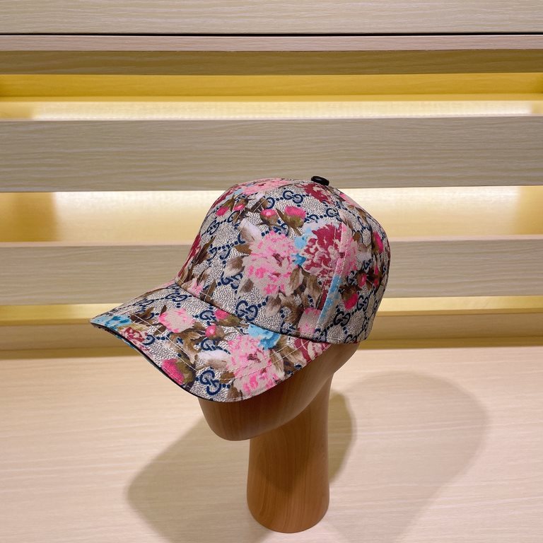 Gucci GUCCI baseball cap, official website new, baseball cap, original single quality fire attack    Craft is very exquisite High-grade atmosphere upscale! Low-key luxury, easy to carry! Running quantity!