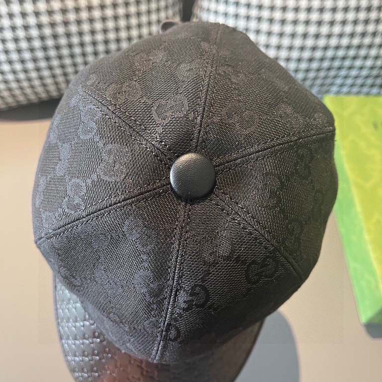 With box cloth bag, Gucci (Gucci) classic original single baseball cap, small double G cowhide splicing, 11 open mold ordering, superb quality! Brim head layer cowhide embossing, excellent quality! Basic head circumferen