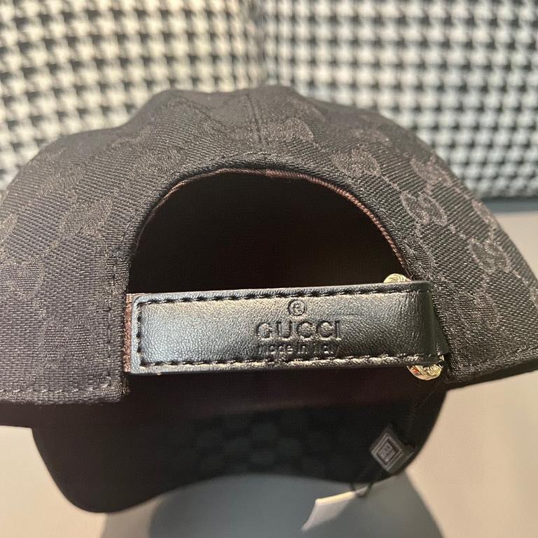 Gucci Baseball Cap, Gucci Baseball Cap, Gucci Baseball Cap.With box bag, Gucci (Gucci) original single baseball cap, large bee embroidery, 11 open mold customized, heavy embroidery, details comparable to the counter, the