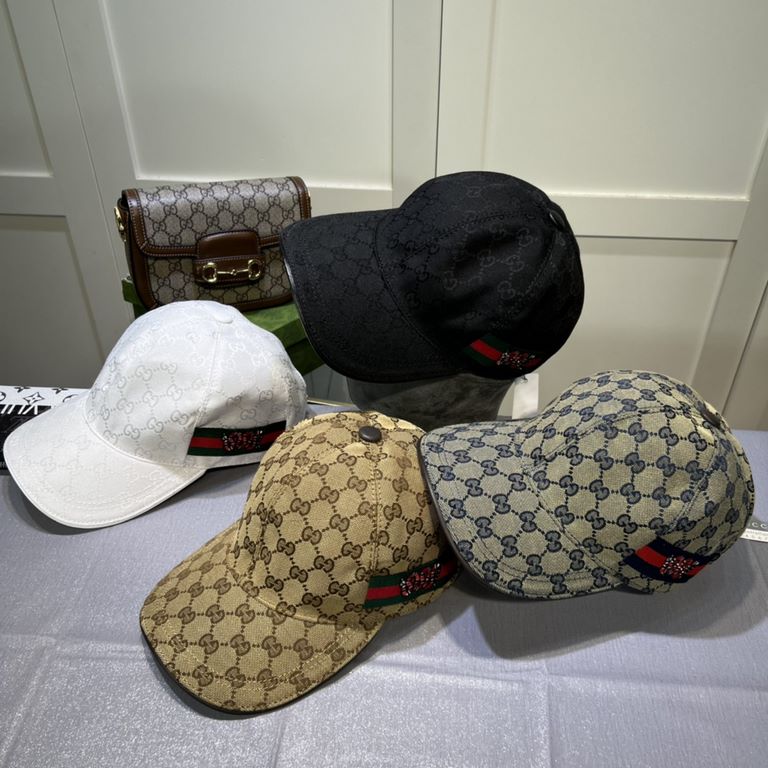 Gucci (Gucci) classic original single baseball cap, 11 open mold customized, original canvas material   head layer cowhide, British and awesome quality! Cotton lining, base head circumference 56, patch adjustable.