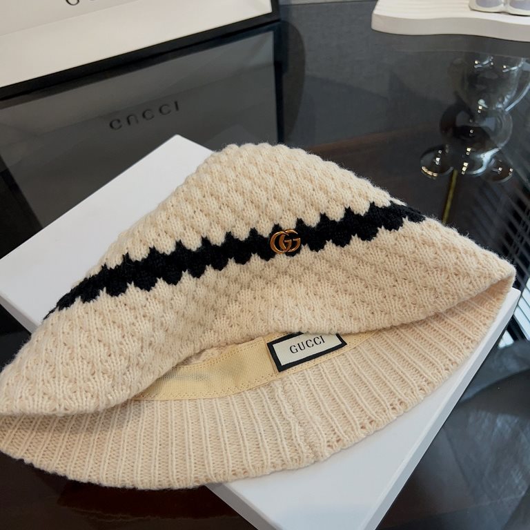 Special  Gucci Gucci   knitted hat women's fall and winter color clashing show face small knitted fisherman hat tide Korean version of the hundred matching woolen basin hat can be folded