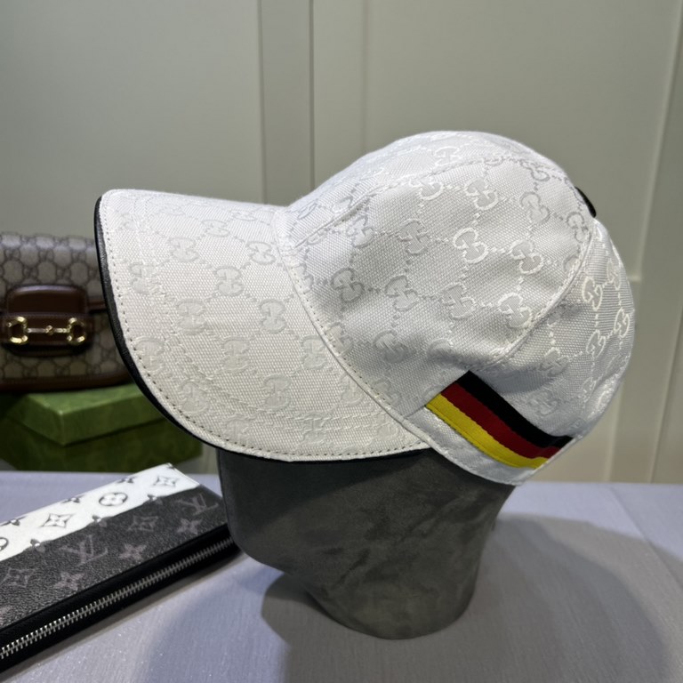 Wannabe classic model shipment!Gucci (Gucci) classic original single baseball cap     counter 11 open mold ordering, the highest version, the original canvas material   head layer cowhide, cotton lining, light and breath