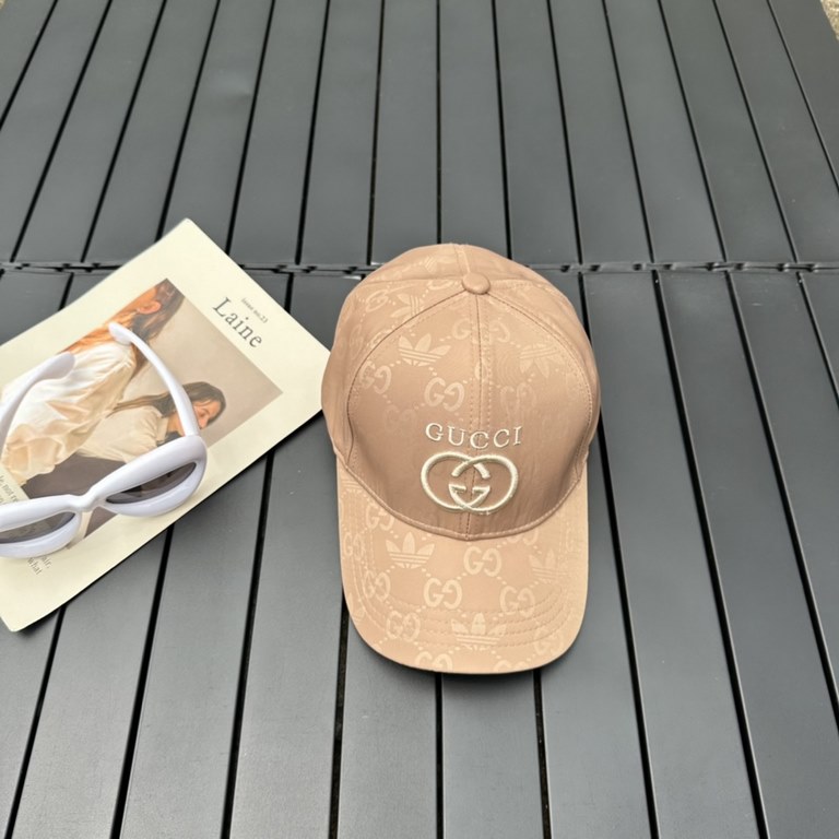 GUCCI Gucci 2023 new simple baseball cap, very trendy! Casual sports models, classic production, super good with clothes!