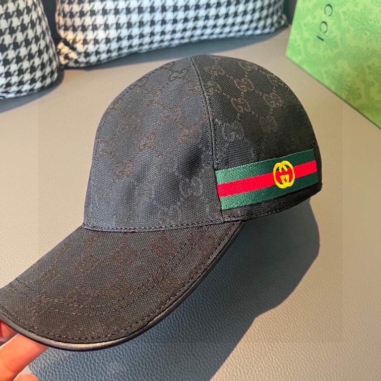 .With box cloth bag, Gucci (Gucci) latest original single baseball cap, double G webbing. Counter 11 open mold customized, the highest version, the original canvas material   head layer cowhide, lightweight and breathabl