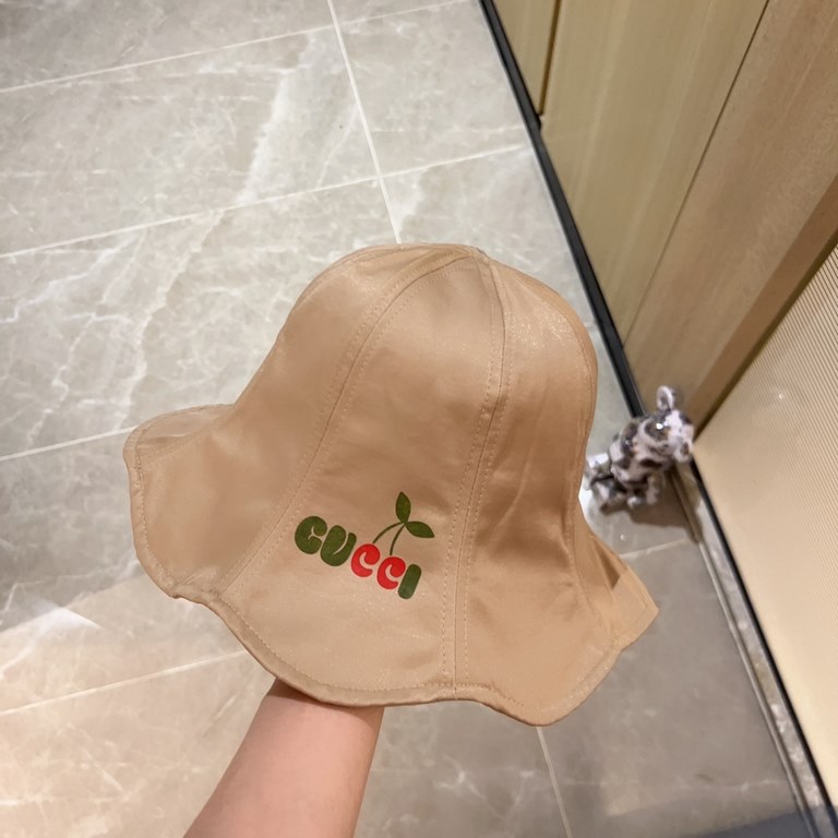 with dust bag [GUCCI Gucci] 2023 spring and summer wave brim waterproof slip material fisherman's hat, the big brand model is super good with, hurry to get!