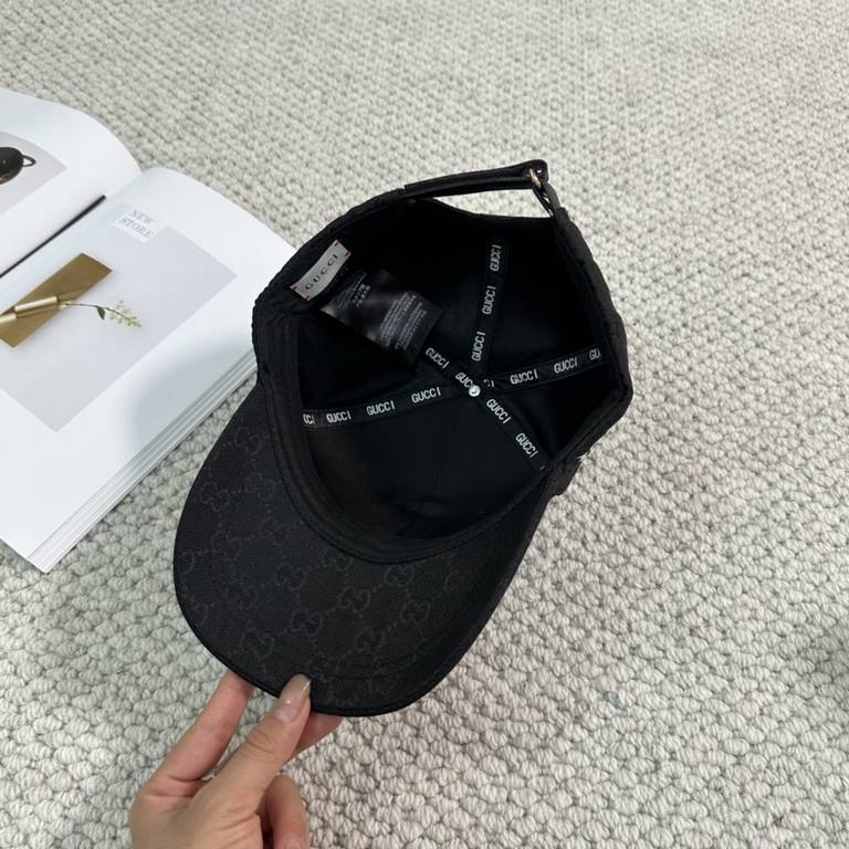 GUCCI Gucci] new counter synchronization baseball cap   big brand models super good with, hurry to get!