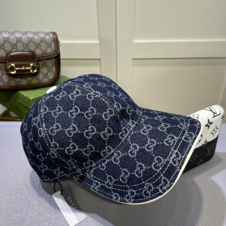 Gucci (Gucci) classic original single baseball cap, double G denim jacquard, retro design, counter 11 open mold order! Original denim fabric   head layer cowhide, lightweight and breathable! In-kind shooting, men and wom