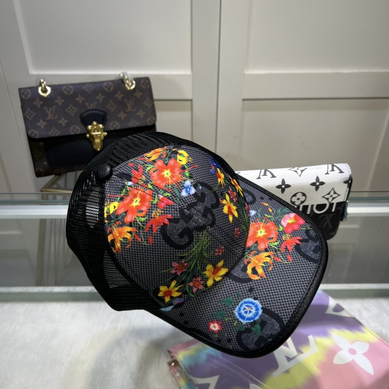 Gucci baseball cap  GUCCI  official net new, mesh cap baseball cap, the original single quality of the fire    Craftsmanship is very exquisite High-grade atmosphere upscale! Low-key luxury, easy to carry!