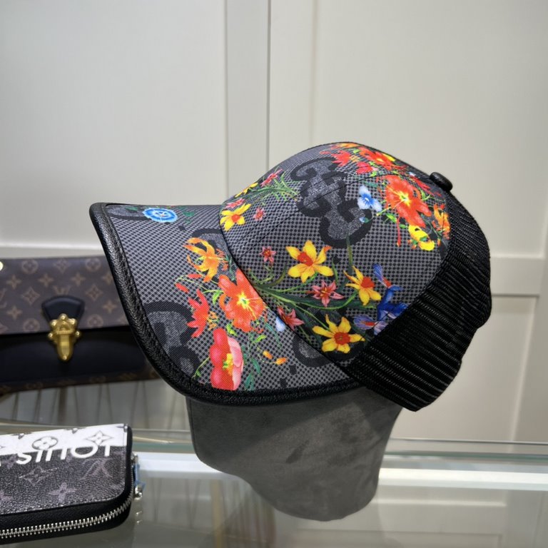 Gucci baseball cap  GUCCI  official net new, mesh cap baseball cap, the original single quality of the fire    Craftsmanship is very exquisite High-grade atmosphere upscale! Low-key luxury, easy to carry!