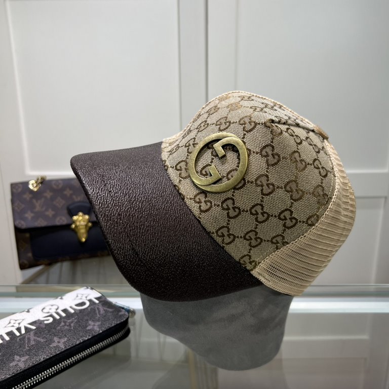 The  Gucci Gucci New Original Baseball Cap is lightweight and breathable! Base head circumference 56, patch adjustable.