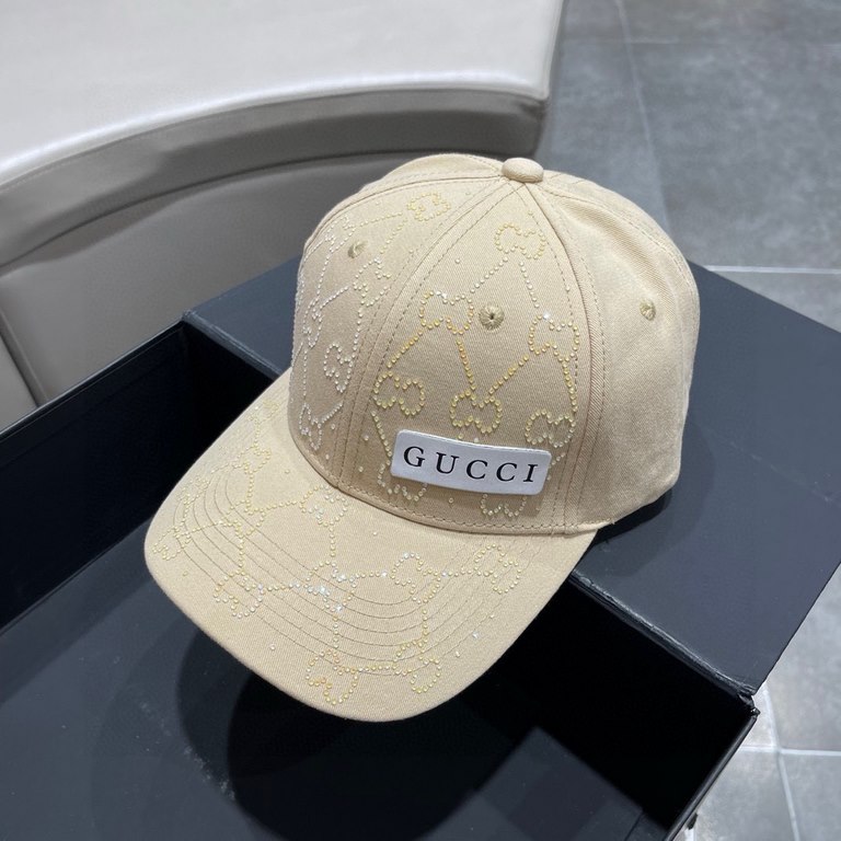 Gucci (Gucci) new original single baseball cap, 11 open mold customized, original canvas material, the generation of the purchase of popular, men and women can be used with models, the quality is superb! Base head circum