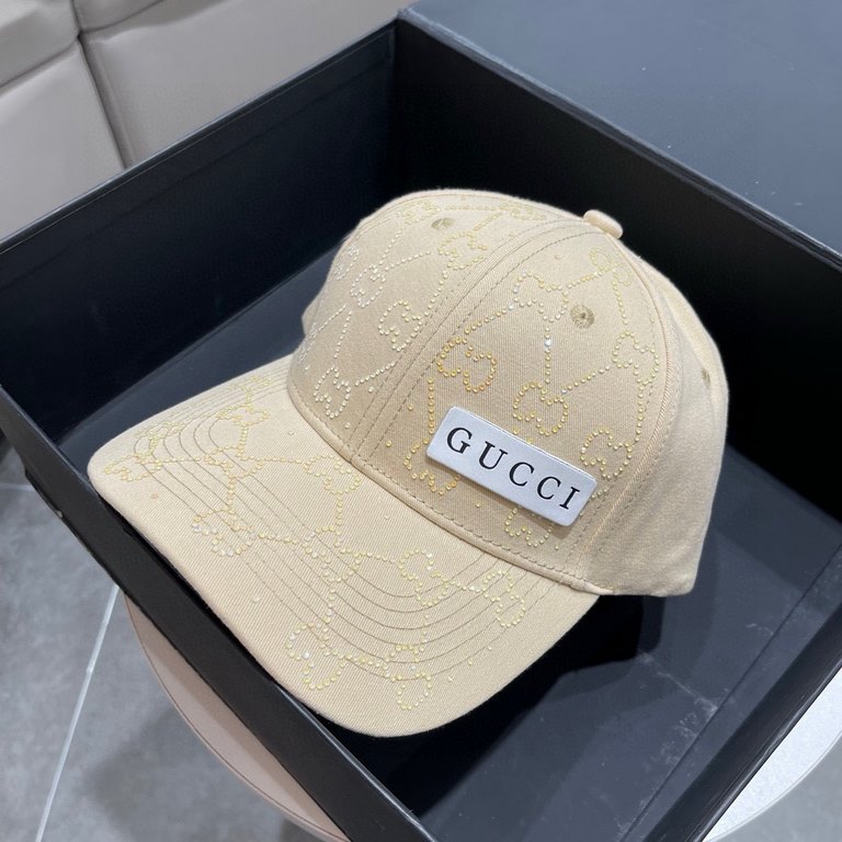 Gucci (Gucci) new original single baseball cap, 11 open mold customized, original canvas material, the generation of the purchase of popular, men and women can be used with models, the quality is superb! Base head circum