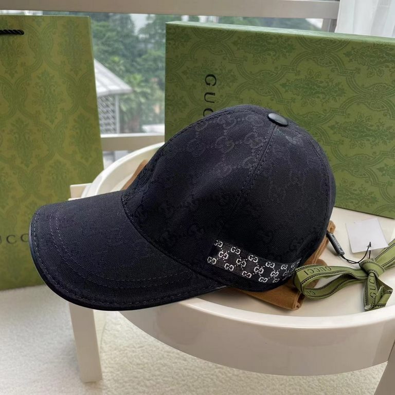 With box cloth bag, Gucci (Gucci) latest original single baseball cap, double G webbing. Counter 11 open mold customized, the highest version, the original canvas material   head cowhide, lightweight and breathable! In-k