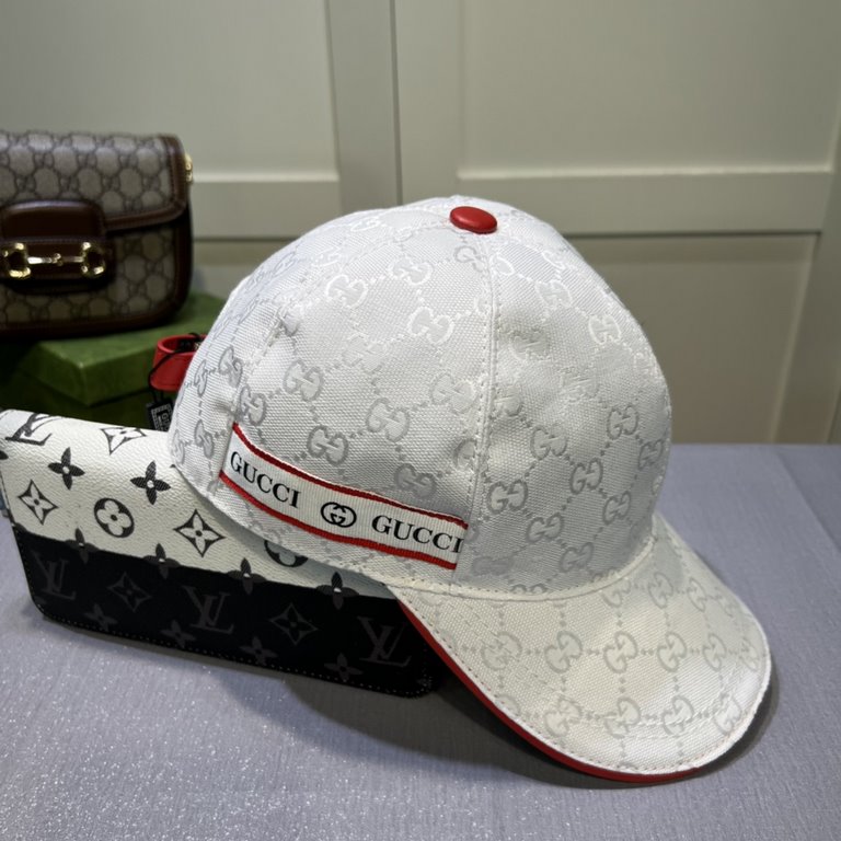 Gucci (Gucci) classic original single baseball cap     counter 11 open mold ordering, the highest version, the original canvas material   head layer cowhide, cotton lining, light and breathable! In-kind shooting, four se