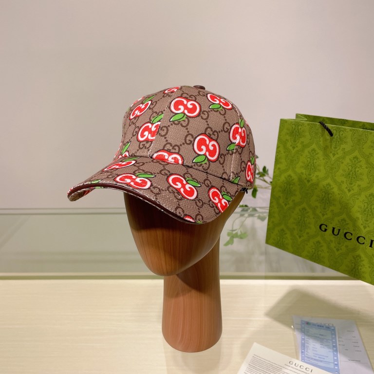 Gucci GUCCI baseball cap, official website new, baseball cap, original single quality fire attack    Craft is very exquisite High-grade atmosphere upscale! Low-key luxury, easy to carry! Running quantity!