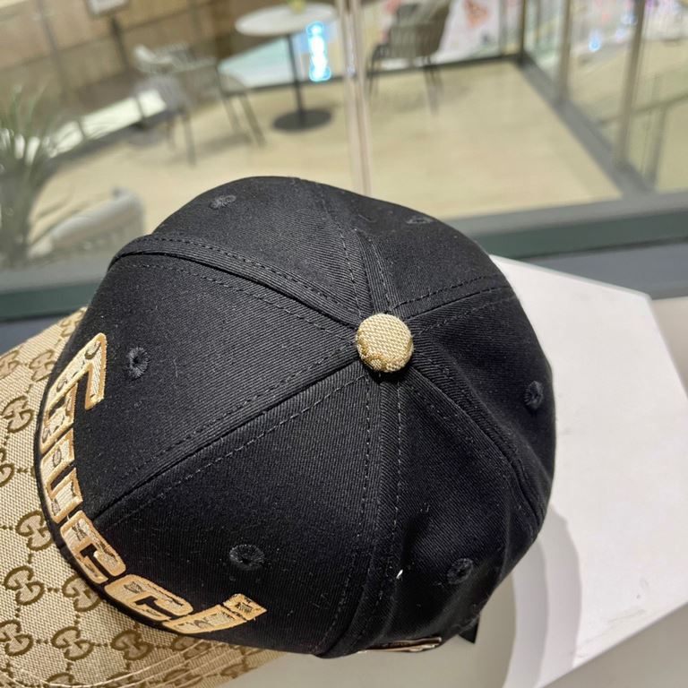 [GUCCI Gucci] 2022 counter new simple baseball cap, very trendy! Casual sports models, classic production, super good with clothes!