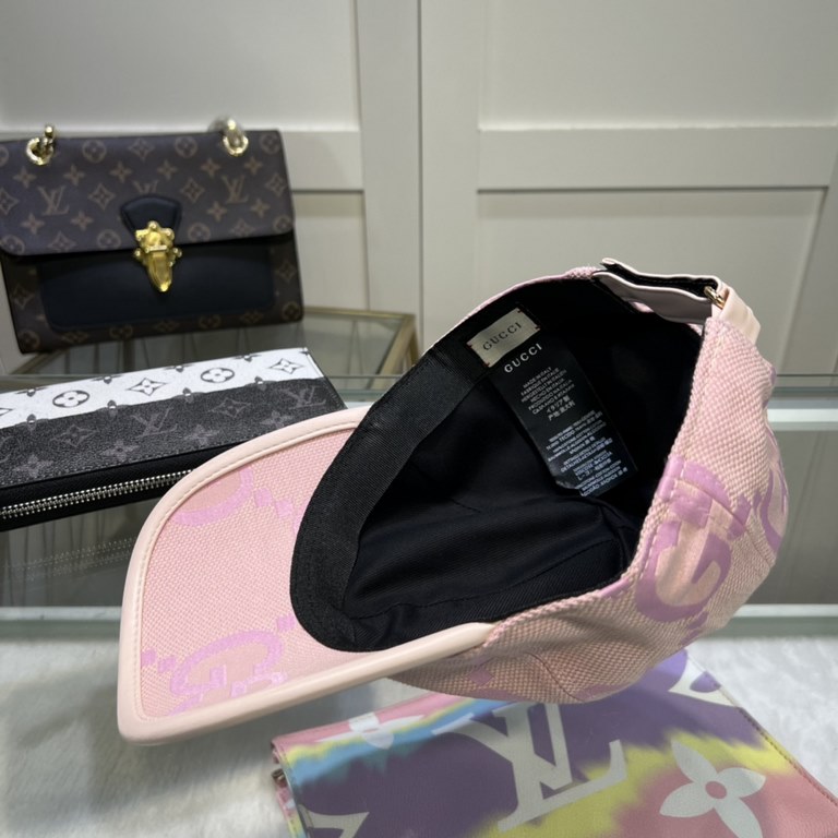 Gucci baseball cap  GUCCI  official website new, baseball cap, original single quality fire attack    Craft is very exquisite High-grade atmosphere upscale! Low-key luxury, easy to carry!