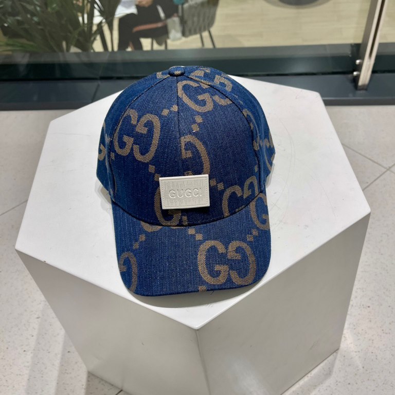 [GUCCI Gucci baseball cap  , counter new simple and very trendy! Casual sports models, classic production, super good with clothes!