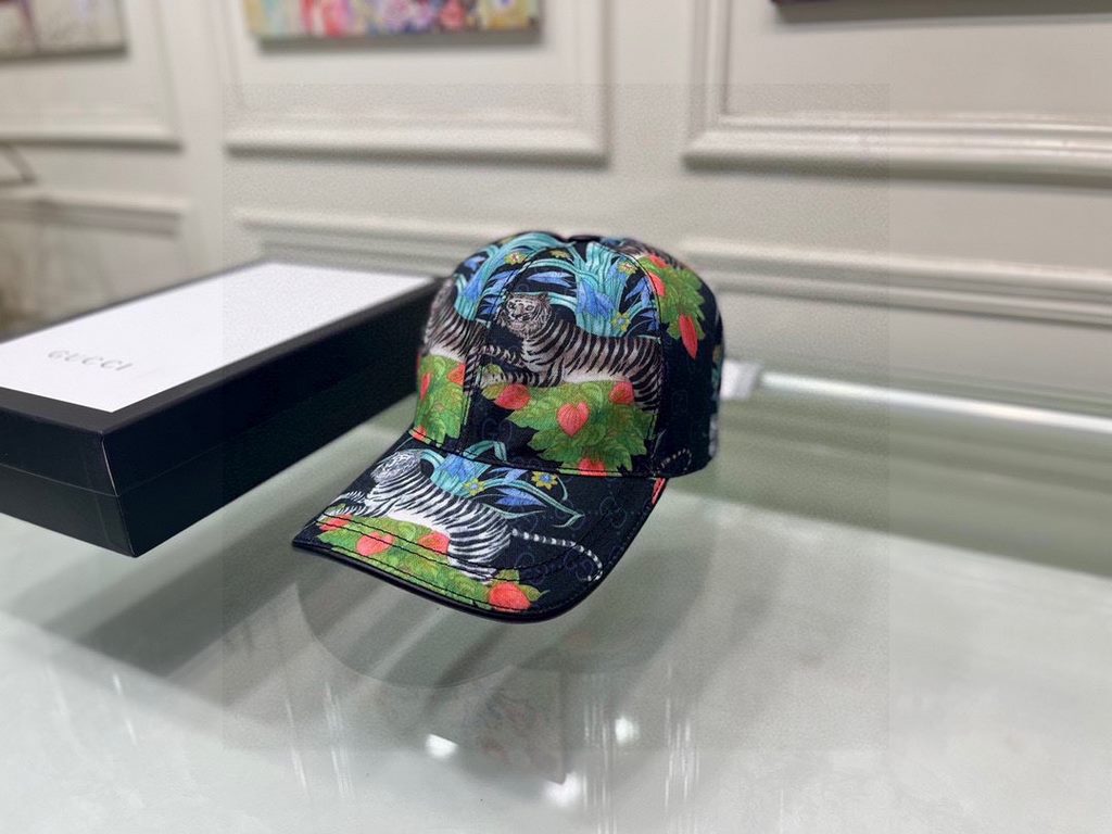 With box cloth bag, Gucci (Gucci) new original single baseball cap, jungle tiger, counter 11 open mold customized, original canvas material   head layer cowhide, cotton lining, lightweight and breathable! Awesome quality