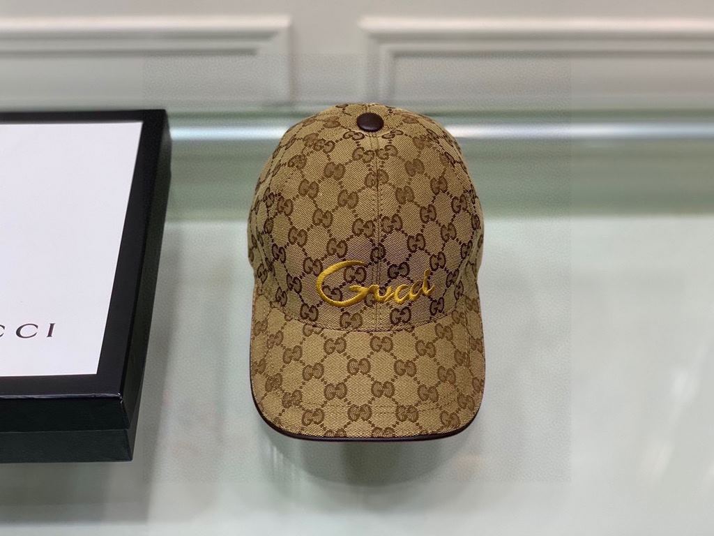 Gucci baseball cap.With box bag, Gucci (Gucci) new original single baseball cap, art word embroidery, 11 open mold customized, heavy embroidery, details comparable to the counter, the original canvas material   head laye