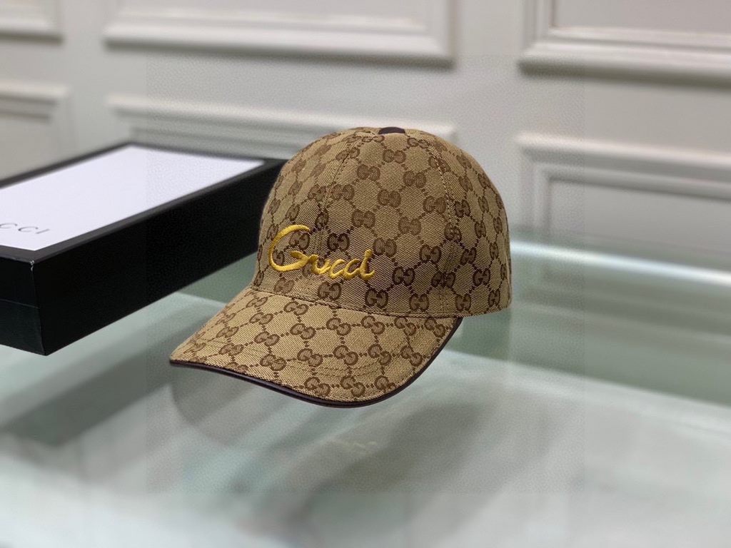 Gucci baseball cap.With box bag, Gucci (Gucci) new original single baseball cap, art word embroidery, 11 open mold customized, heavy embroidery, details comparable to the counter, the original canvas material   head laye