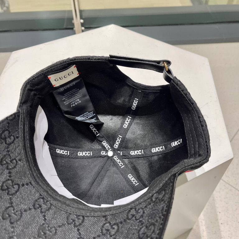 Gucci Gucci new original single baseball cap, exquisite pure also grungy very feeling, cool and very stylish, counter out of stock popular quality superb