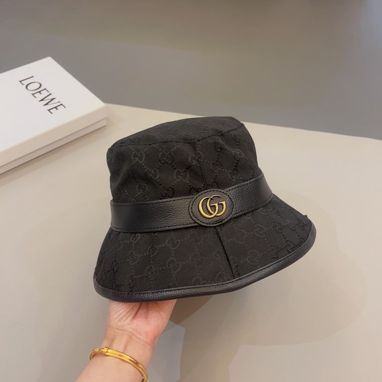 Gucci (Gucci) new original single fisherman's hat    wrapped double G, 11 open mold customization, original canvas material   cowhide micro-labeling, cotton lining, lightweight and breathable, in-kind shooting! Basic hea