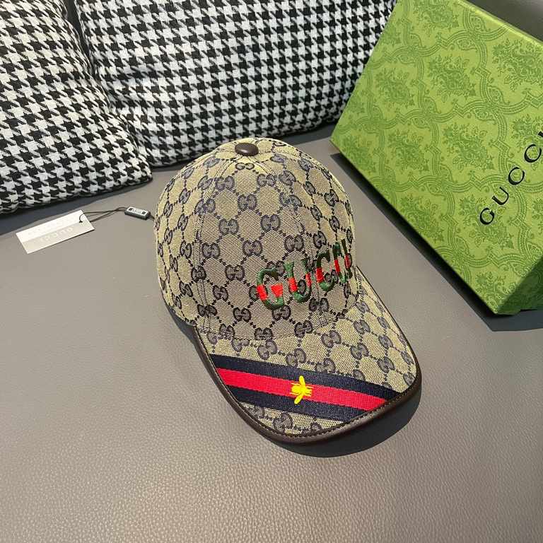 Gucci (Gucci) new original single baseball cap.With box bag, Gucci (Gucci) new original single baseball cap, 11 open mold customized, heavy embroidery, details comparable to the counter, the original canvas material   he