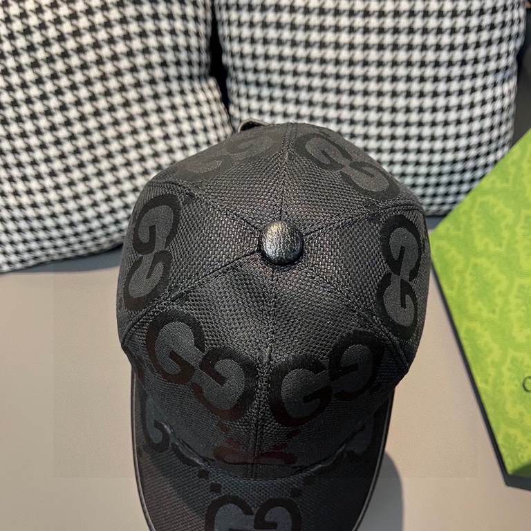 With packaging cloth bag, Gucci Gucci new original single baseball cap, large double G, counter 11 open mold customized, original canvas fabric   head layer cowhide, lightweight and breathable! Base head circumference 56