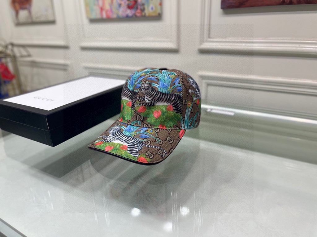 With box cloth bag, Gucci (Gucci) new original single baseball cap, jungle tiger, counter 11 open mold customized, original canvas material   head layer cowhide, cotton lining, lightweight and breathable! Awesome quality