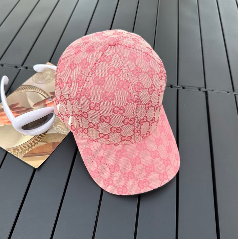 Gucci Every hat is made with care! Extraordinary quality and details matter. Genuine leather adjustable band! Classic jacquard fabric with original mesh, cotton sweatband, more breathable and sweat-absorbent sunscreen.