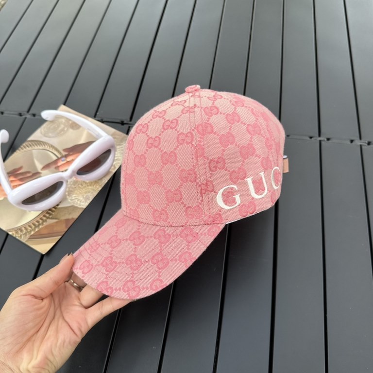 Gucci Every hat is made with care! Extraordinary quality and details matter. Genuine leather adjustable band! Classic jacquard fabric with original mesh, cotton sweatband, more breathable and sweat-absorbent sunscreen.