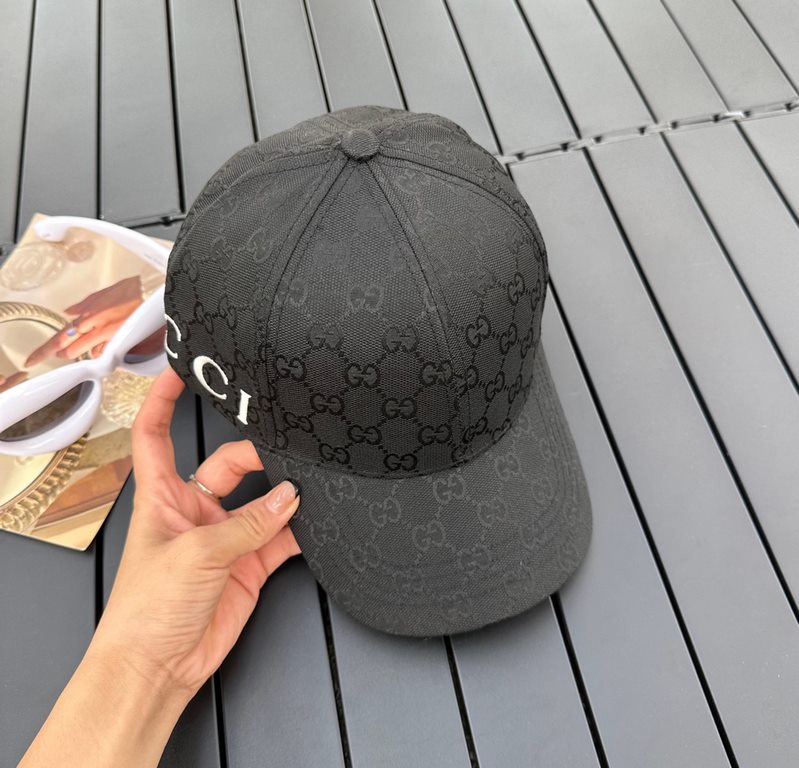 Gucci Every hat is made with care! Extraordinary quality and details matter. Genuine leather adjustable band! Classic jacquard fabric with original mesh, cotton sweatband, more breathable and sweat-absorbent sunscreen.