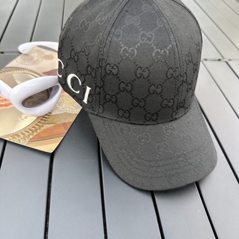 Gucci Every hat is made with care! Extraordinary quality and details matter. Genuine leather adjustable band! Classic jacquard fabric with original mesh, cotton sweatband, more breathable and sweat-absorbent sunscreen.