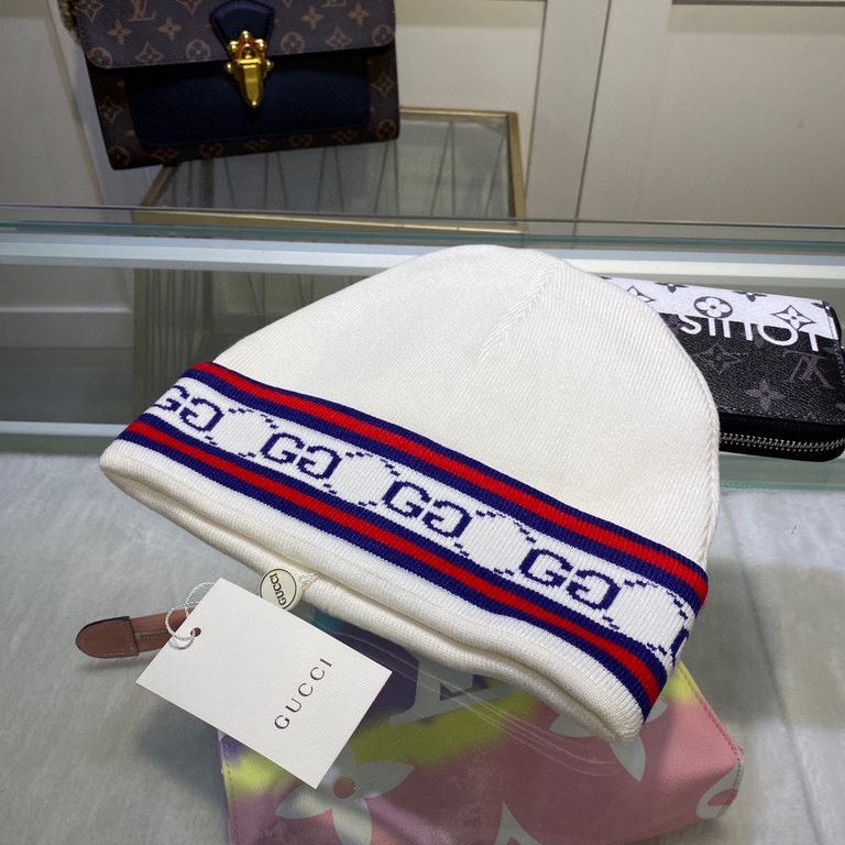 GUCCI Gucci original single hat official website new hair band decorated knitted cap, love] [love] wool cashmere double layer hat    warm and stylish, simple and generous, more fashionable high-end atmosphere!