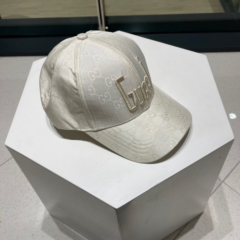 [GUCCI Gucci] 2023 counter new simple embroidery model baseball cap, very trendy! Casual sports models, classic production, super good with clothes!