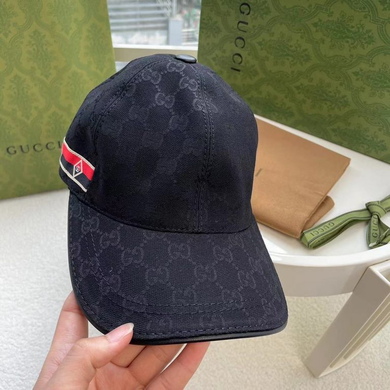 With box cloth bag, Gucci (Gucci) latest original single baseball cap, double G webbing. Counter 11 open mold customized, the highest version, the original canvas material   head cowhide, lightweight and breathable! In-k