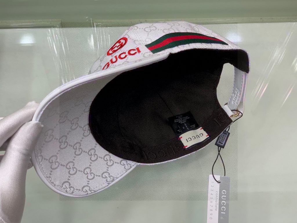 Wannabe classic model shipment!With box cloth bag, Gucci (Gucci) classic original single baseball cap    gucci small embroidery, counter 11 open mold customized, the highest version, the original canvas material   head l