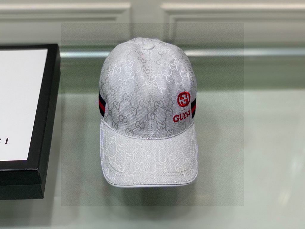 Wannabe classic model shipment!With box cloth bag, Gucci (Gucci) classic original single baseball cap    gucci small embroidery, counter 11 open mold customized, the highest version, the original canvas material   head l