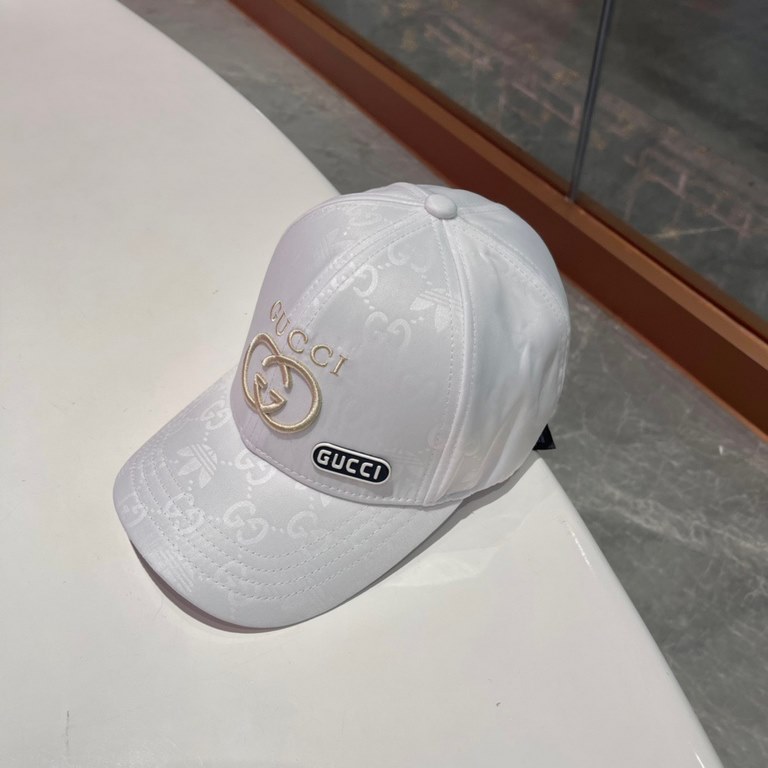 Gucci (Gucci) classic original single baseball cap     counter 11 open mold customized, the highest version, the original canvas material   head layer cowhide, lightweight and breathable! In-kind shooting, four seasons v