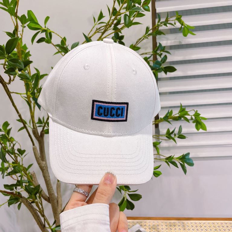 With dust bagGucci baseball cap  GUCCI baseball cap   official website new Gucci baseball cap, the original quality of the single fire attack    The craft is very exquisite High-grade atmosphere upscale! Low-key luxury, 