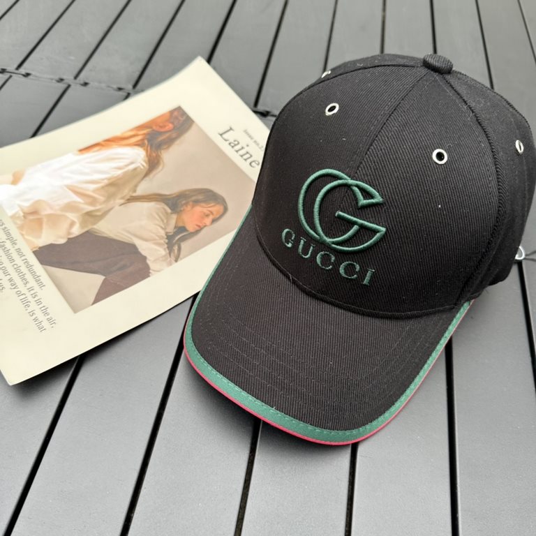 Gucci baseball cap GUCCI   Original single quality fire attack    The craftsmanship is very exquisite High-grade atmosphere upscale! Low-key luxury, easy to carry!