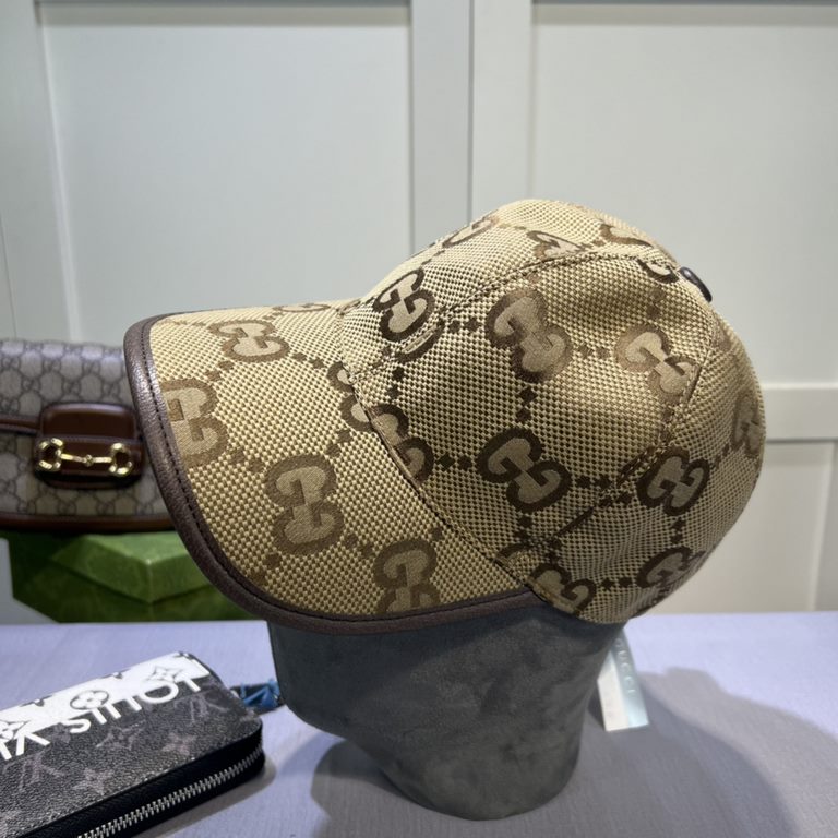 Gucci Gucci new original single baseball cap, large double G, counter 11 open mold ordering, perfect pair of flowers, original canvas fabric   head layer cowhide, lightweight and breathable! Base head circumference 56, p