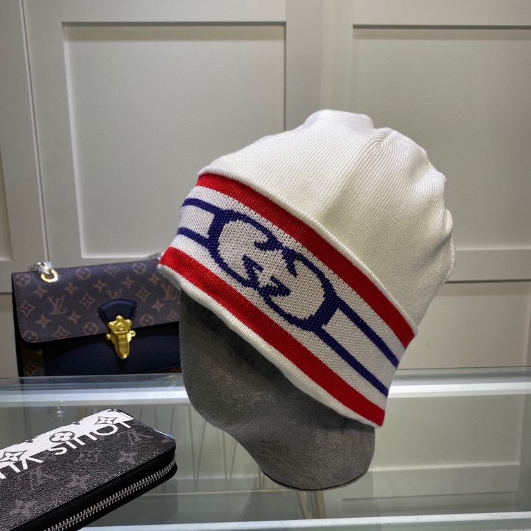 GUCCI Gucci original single hat official website new hair band decorated knitted cap, love] [love] wool cashmere double layer hat    warm and stylish, simple and generous, more fashionable high-end atmosphere!