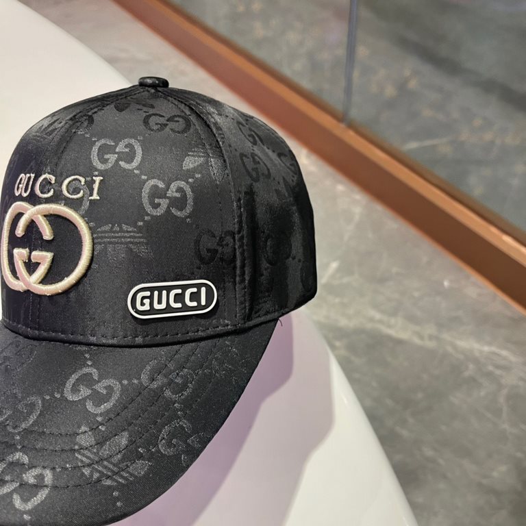 Gucci (Gucci) classic original single baseball cap     counter 11 open mold customized, the highest version, the original canvas material   head layer cowhide, lightweight and breathable! In-kind shooting, four seasons v